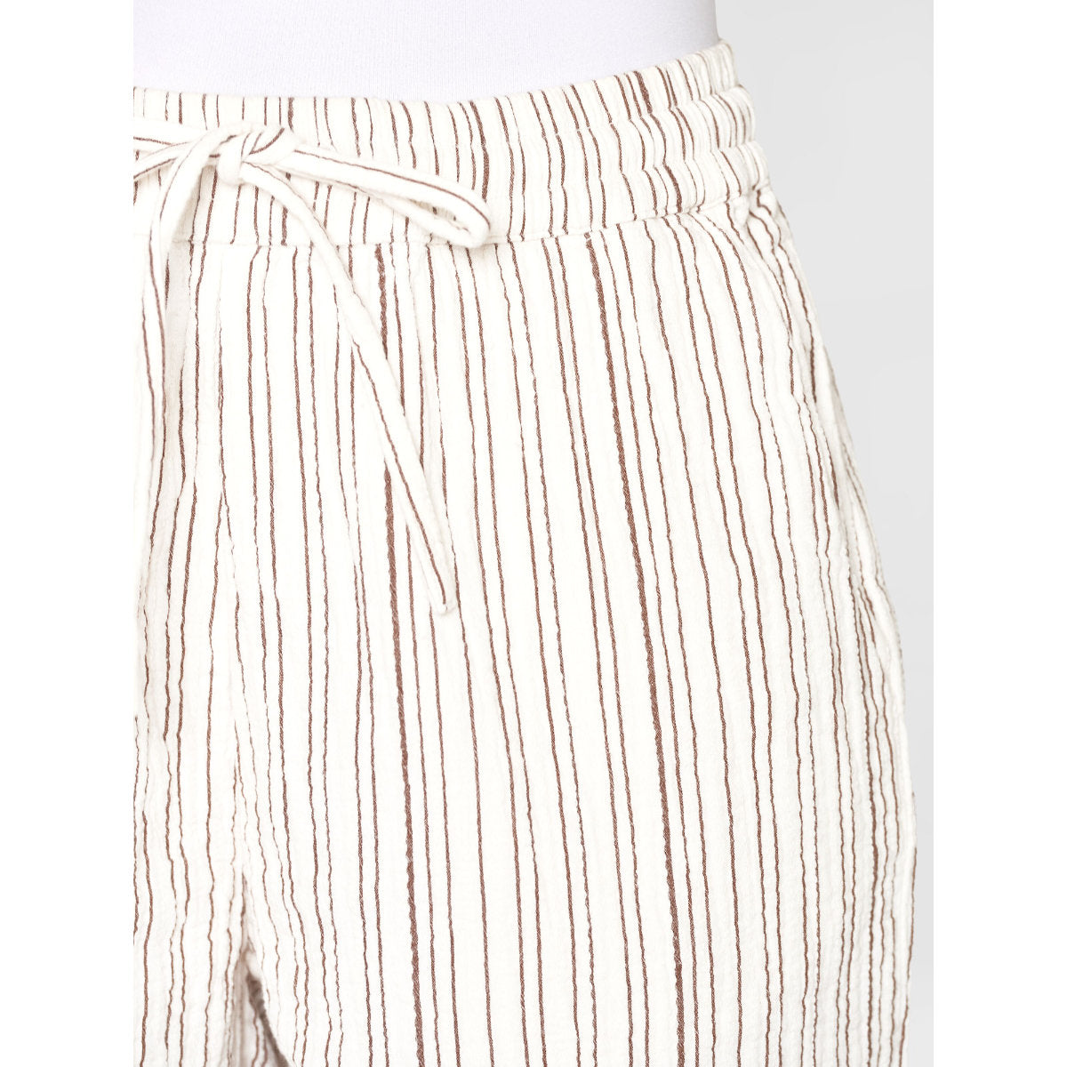 Shorts STRIPED POSEY aus Bio-Baumwolle