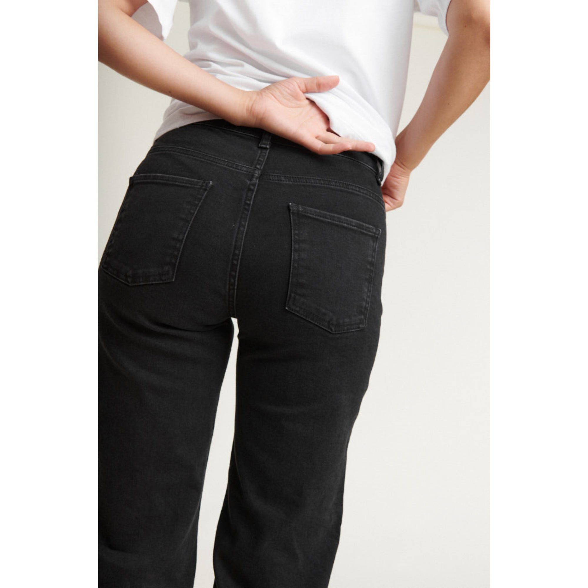 Mom-Fit Jeans ELISA aus Bio-Baumwolle V2