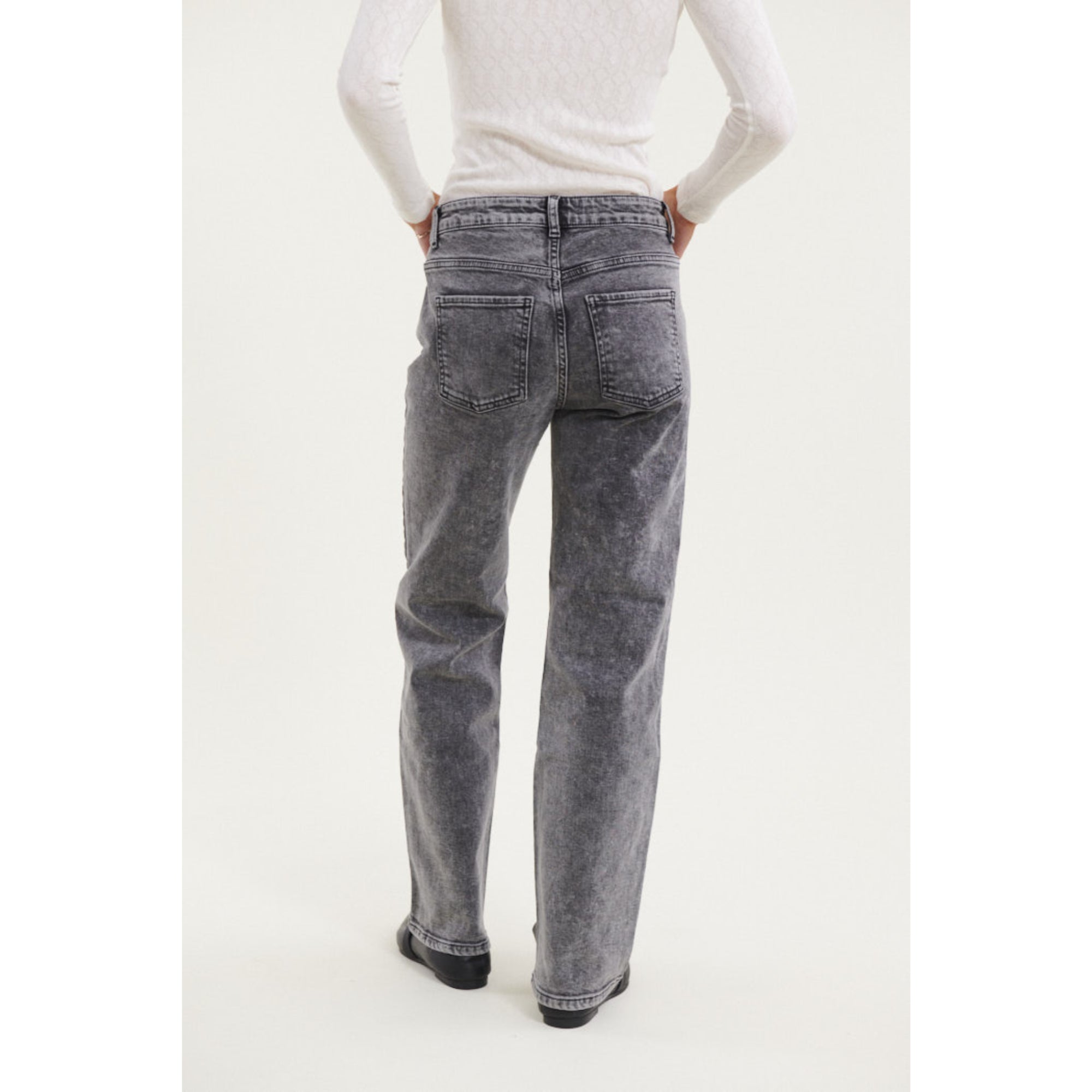 Mom-Fit Jeans ELISA aus Bio-Baumwolle V2