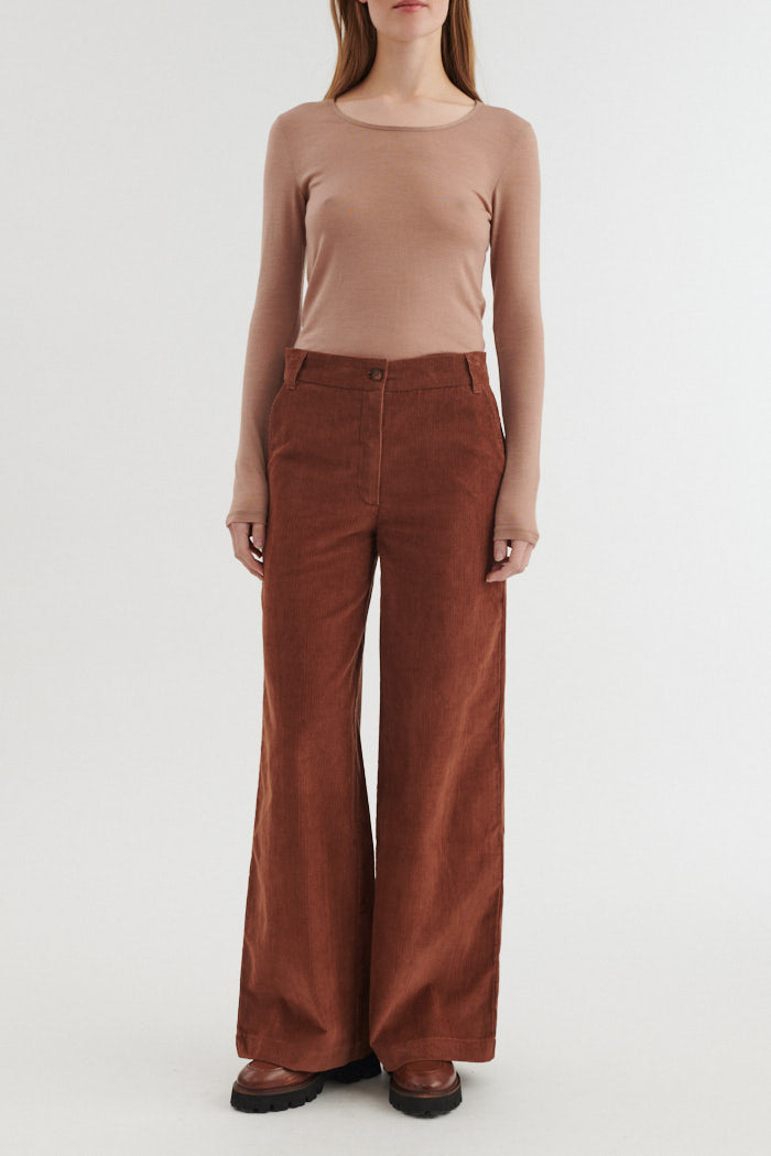 Cordhose MILLU mit weitem Bein aus Bio-Baumwolle