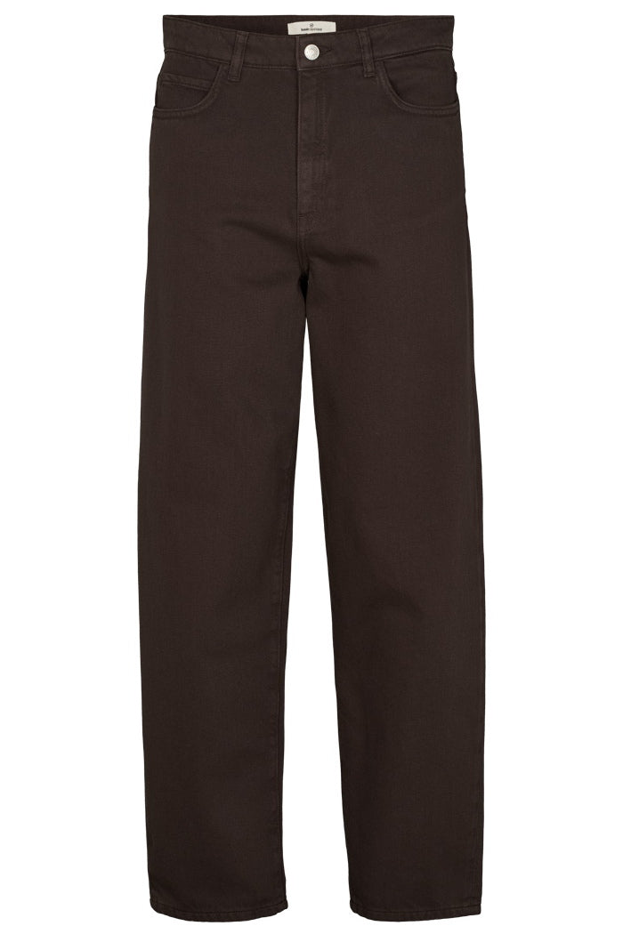 Jeans EA aus Bio-Baumwolle und recycelter Baumwolle