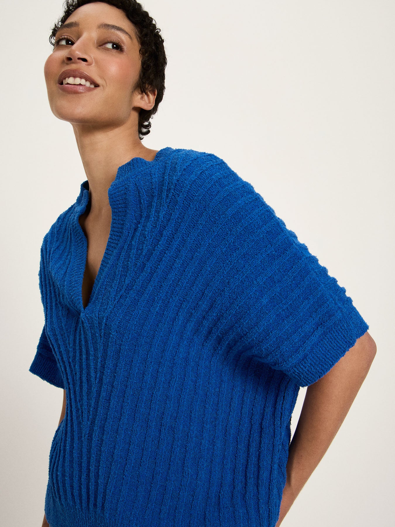 Bouclé Pullunder mit V-Ausschnitt aus Bio-Baumwolle