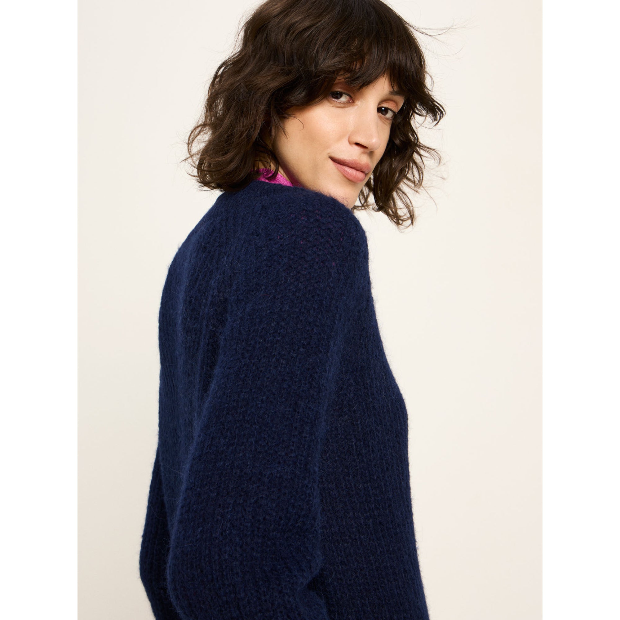 Pullover mit V-Ausschnitt aus Bio-Alpakawolle